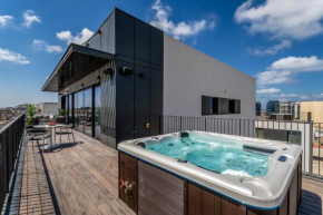 Superb Penthouse with jacuzzi